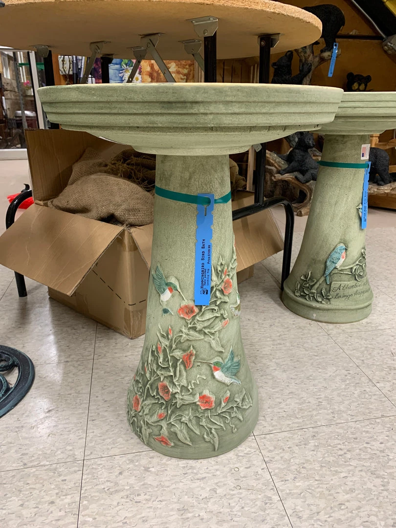 Pandy's Garden Center Hand Painted Hummingbird Bird Bath Birding 3 Pandy's Garden Center Hand Painted Hummingbird Bird Bath Birding